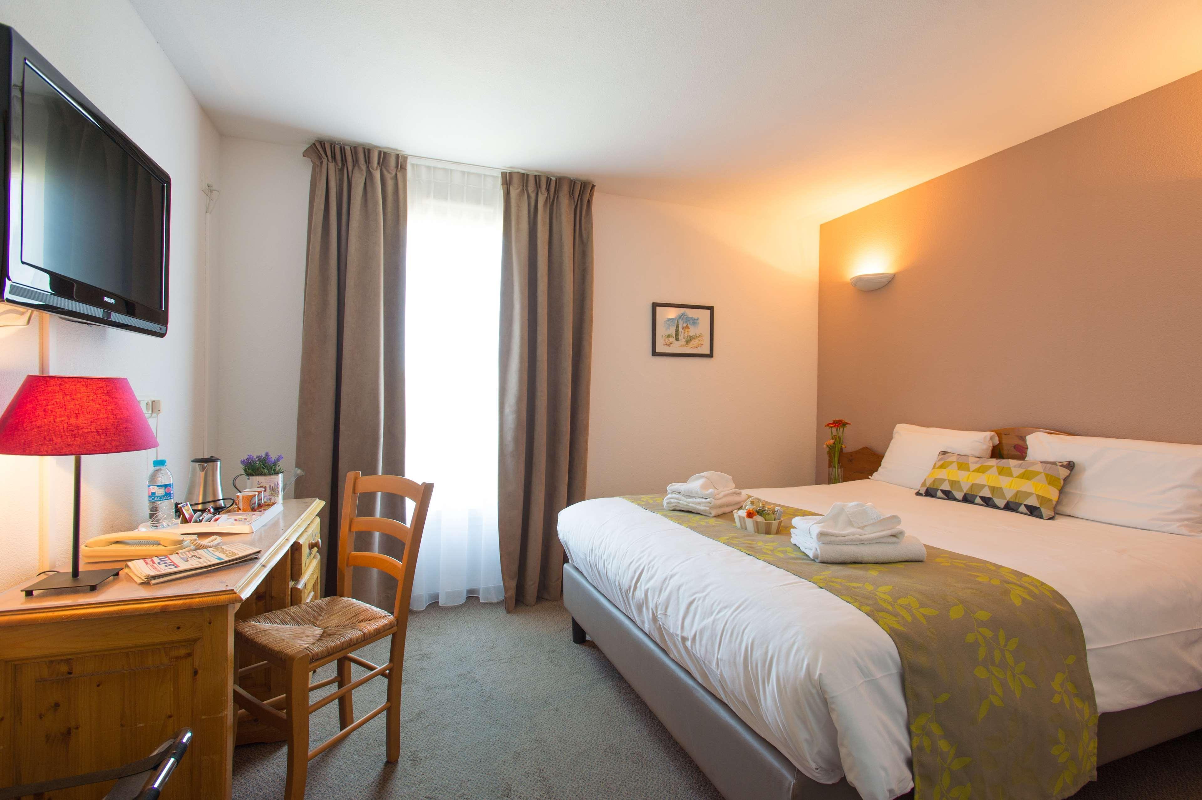 Best Western Hotel Aurelia Maussane les Alpilles Dış mekan fotoğraf