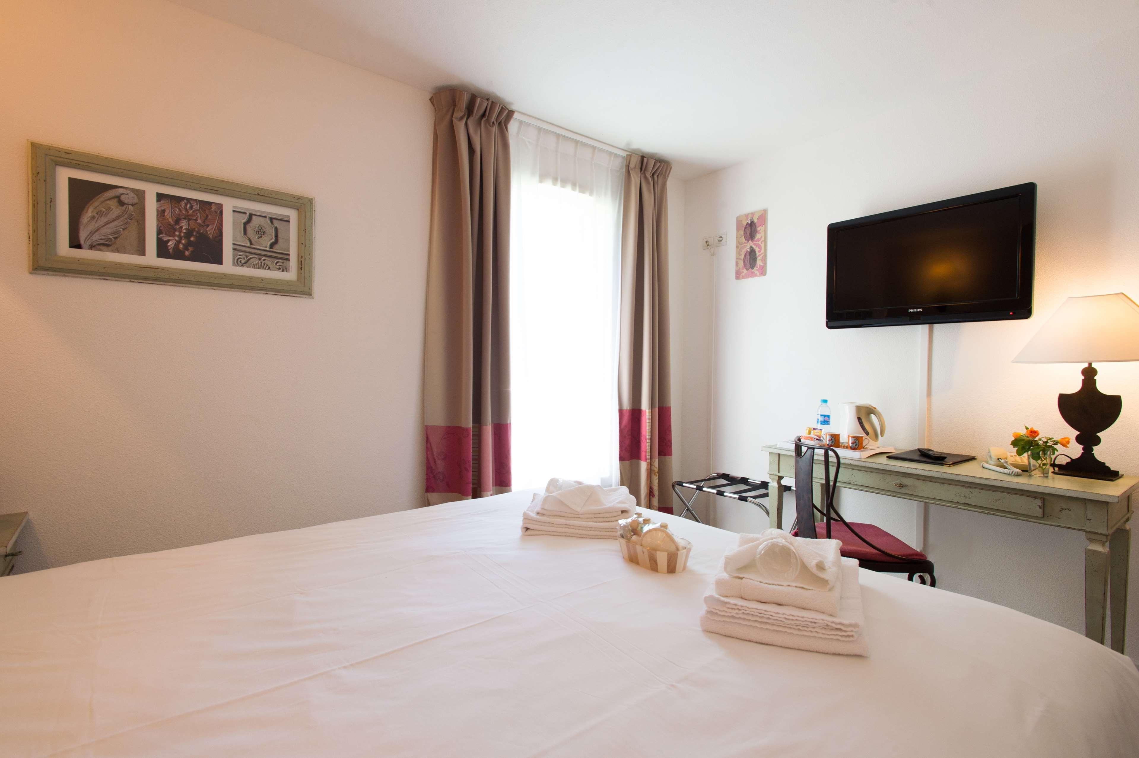 Best Western Hotel Aurelia Maussane les Alpilles Dış mekan fotoğraf