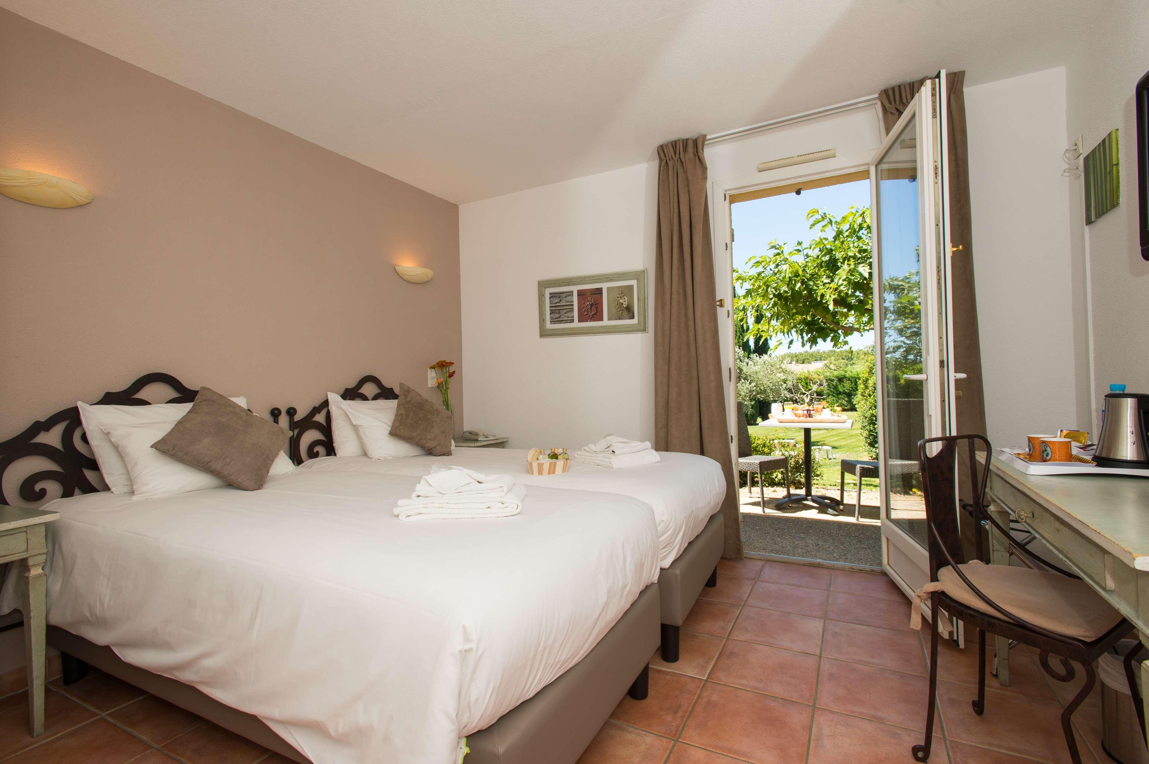 Best Western Hotel Aurelia Maussane les Alpilles Dış mekan fotoğraf